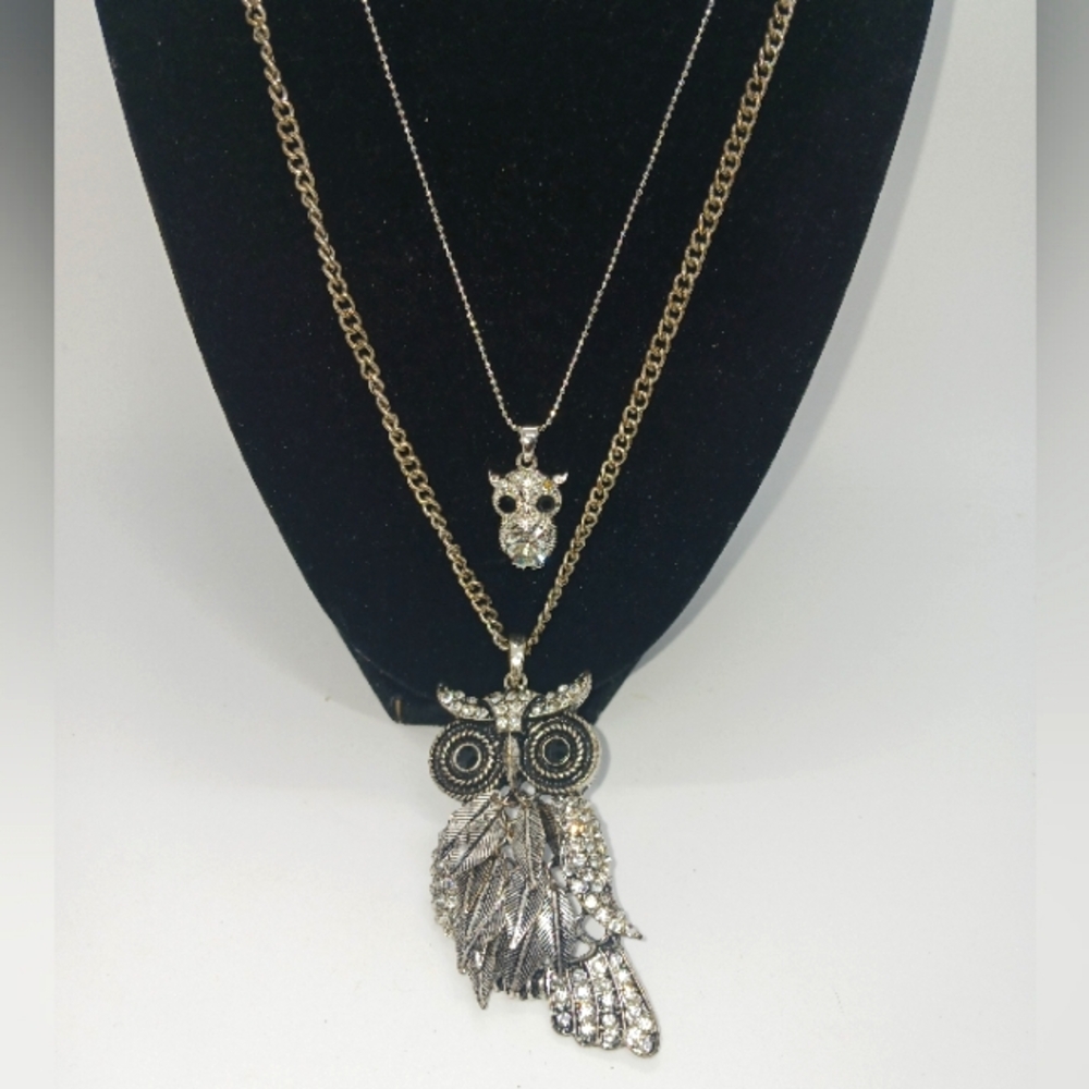 Elegant Silver Owl Pendant Necklace Lot